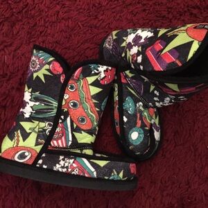 Iron fist fugg slipper boots